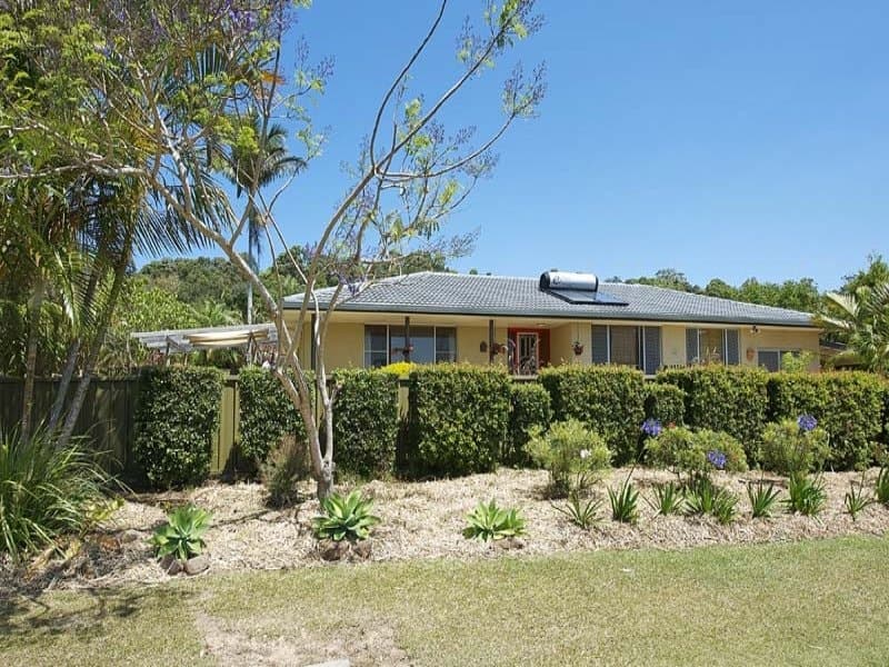 21 Coomburra Crescent, Ocean Shores NSW 2483, Ocean Shores - Image 1