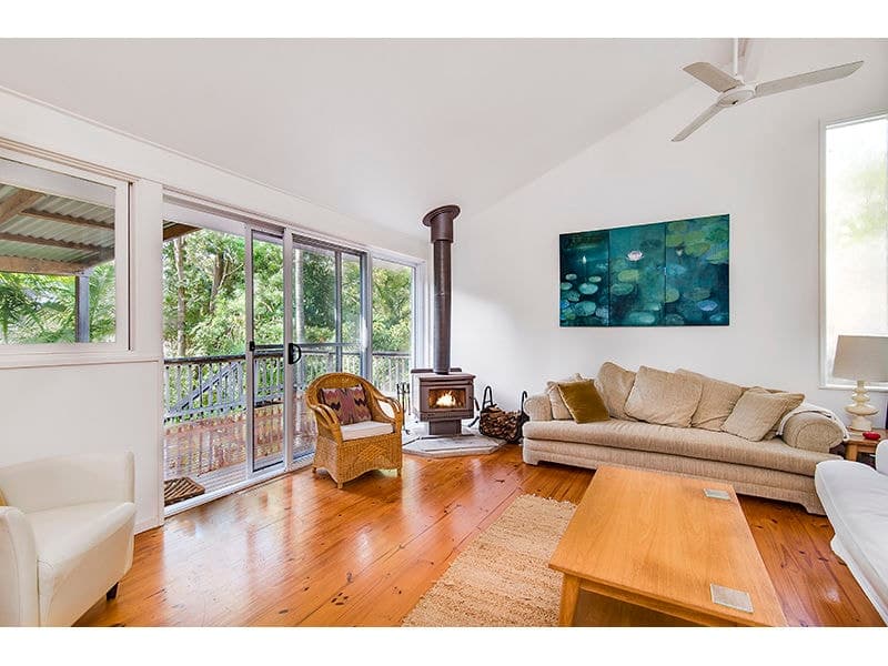 6 Gilba Avenue, Ocean Shores NSW 2483, Ocean Shores - Image 1