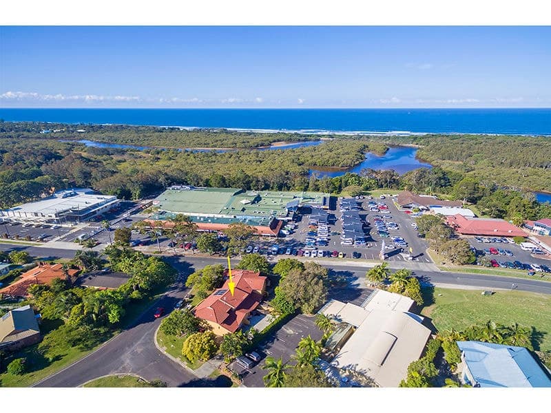 Unit 2, 1 Yallakool Drive, Ocean Shores NSW 2483, Ocean Shores - Thumbnail 2