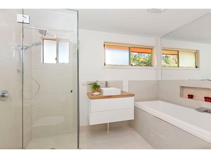 Unit 2, 1 Yallakool Drive, Ocean Shores NSW 2483, Ocean Shores - Thumbnail 7