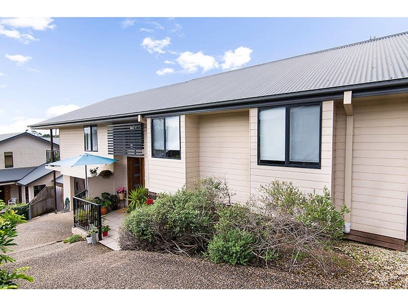 26i Coomburra Crescent, Ocean Shores - Image 1