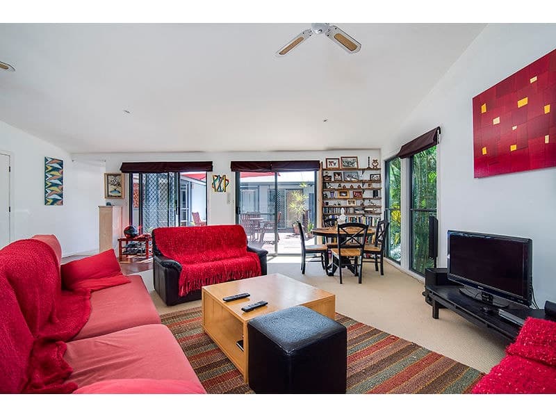 12 Dandaloo Way, Ocean Shores NSW 2483, Ocean Shores - Thumbnail 3