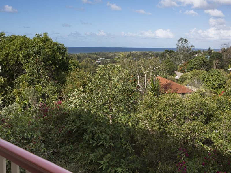 18 Goondooloo Drive, Ocean Shores NSW 2483, Ocean Shores - Thumbnail 2