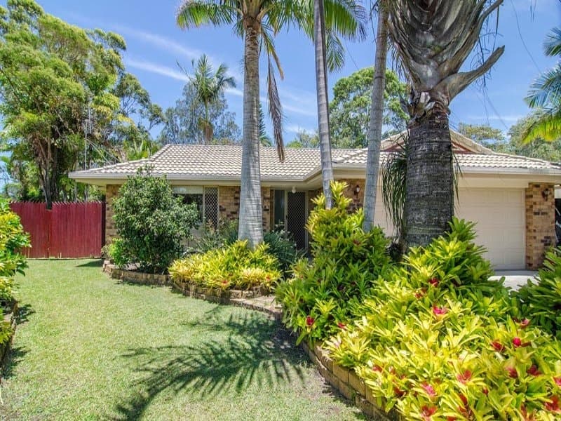 15 Eloura Court, Ocean Shores NSW 2483, Ocean Shores - Image 1