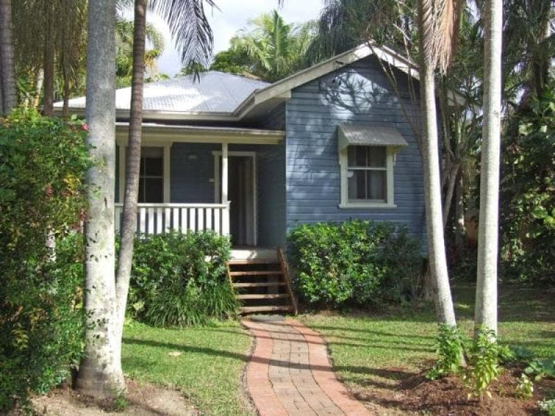 24 Peter Street, South Golden Beach - Image 1