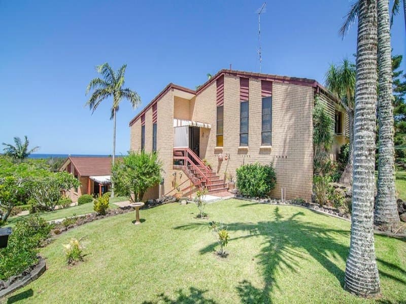 17 Yallakool Drive, Ocean Shores NSW 2483, Ocean Shores - Image 1