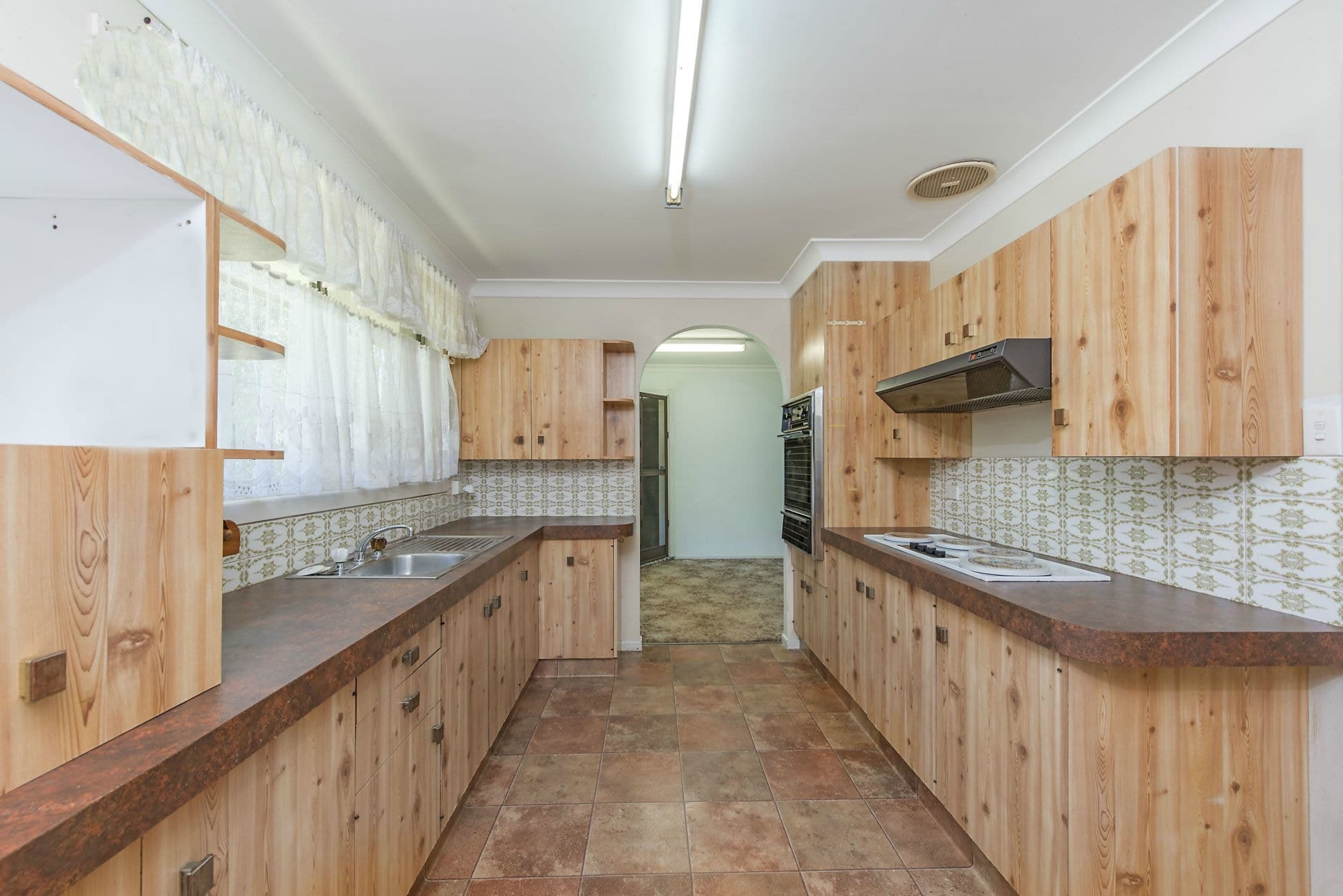 43 Bulgoon Crescent St, Ocean Shores NSW 2483, Ocean Shores - Thumbnail 2