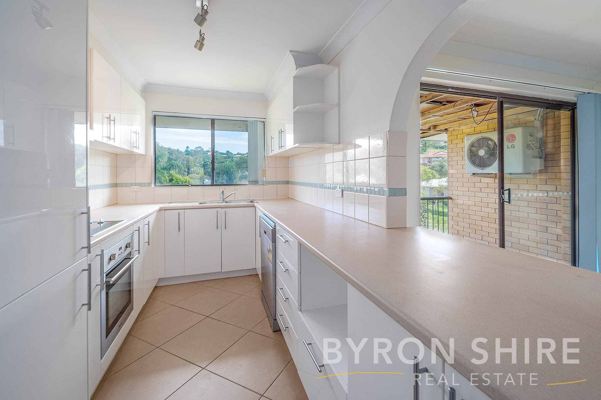 Unit 5/88 Rajah Road, Ocean Shores NSW 2483, Ocean Shores - Thumbnail 3