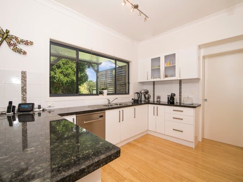 70 Balemo Drive, Ocean Shores NSW 2483, Ocean Shores - Thumbnail 3