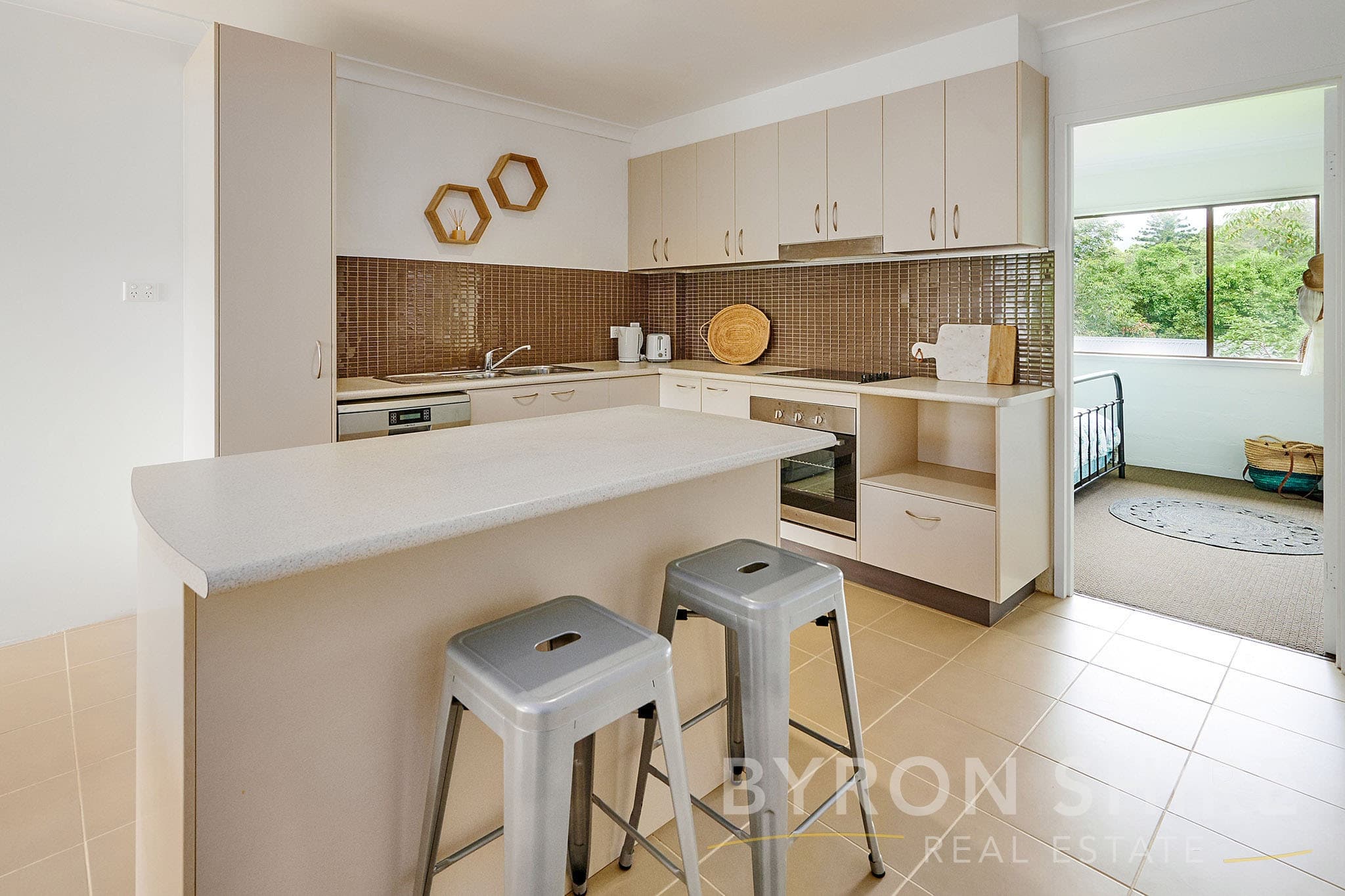 Unit 9/2 Arika Ave, Ocean Shores NSW 2483, Ocean Shores - Thumbnail 3