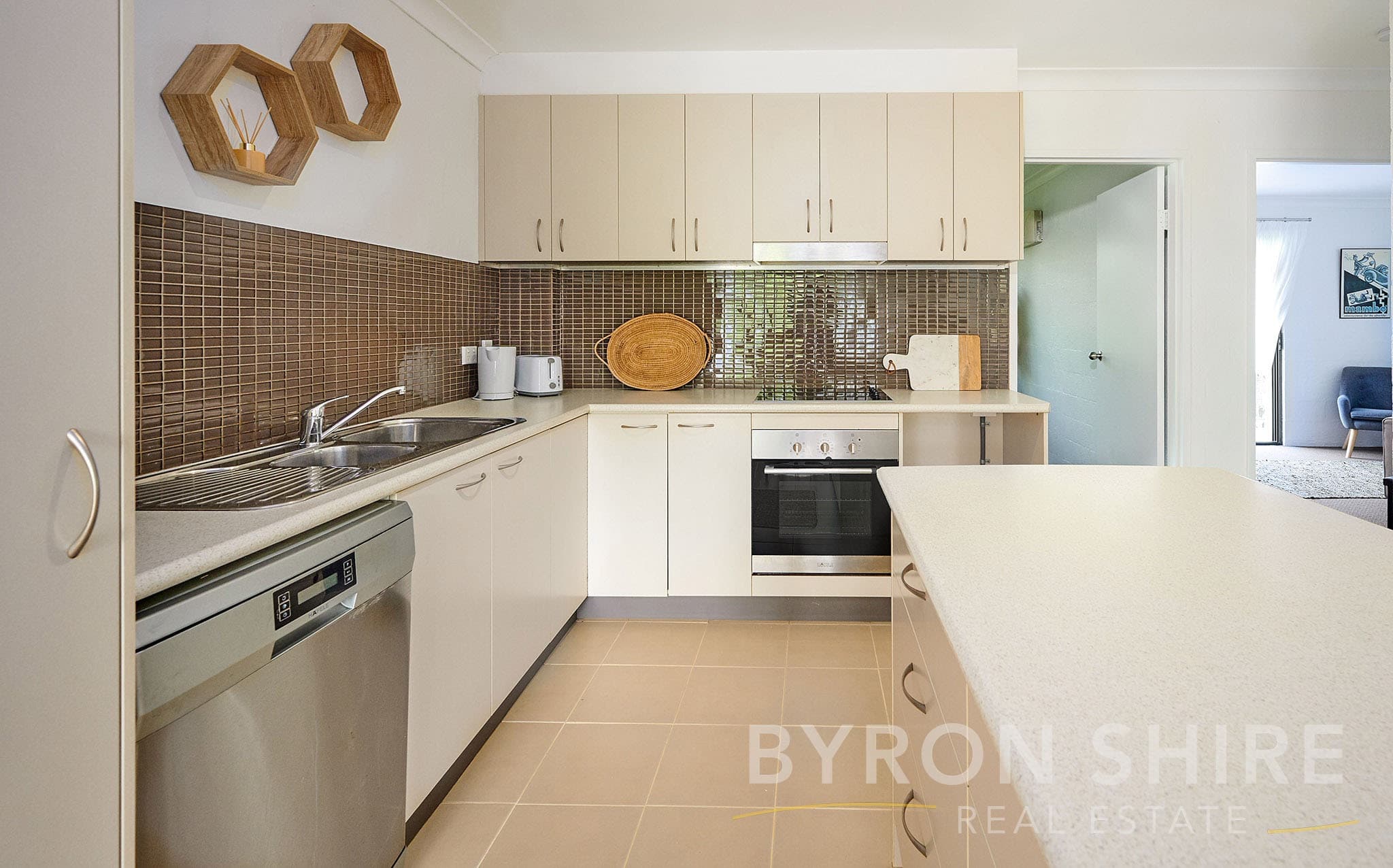 Unit 9/2 Arika Ave, Ocean Shores NSW 2483, Ocean Shores - Thumbnail 5