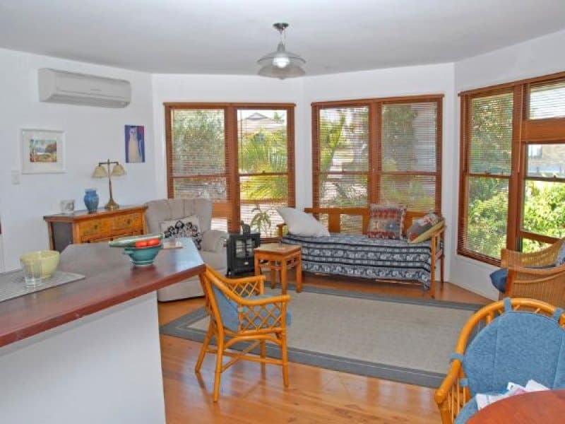 13 Yengarie Way, Ocean Shores - Thumbnail 3