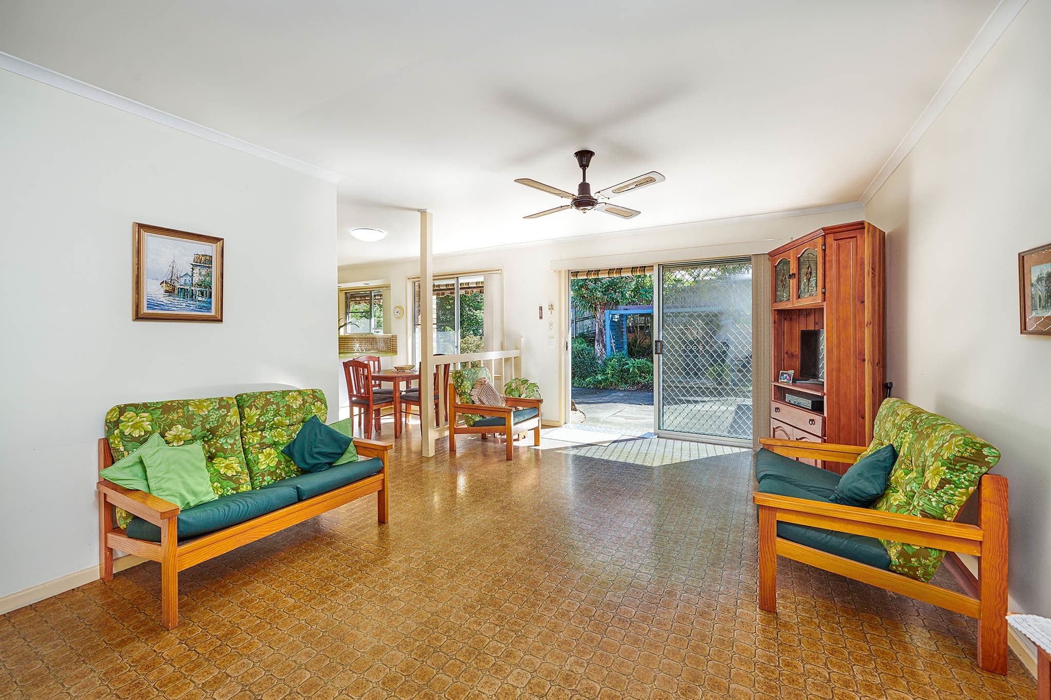 2 Binya Pl, Ocean Shores NSW 2483, Ocean Shores - Thumbnail 2