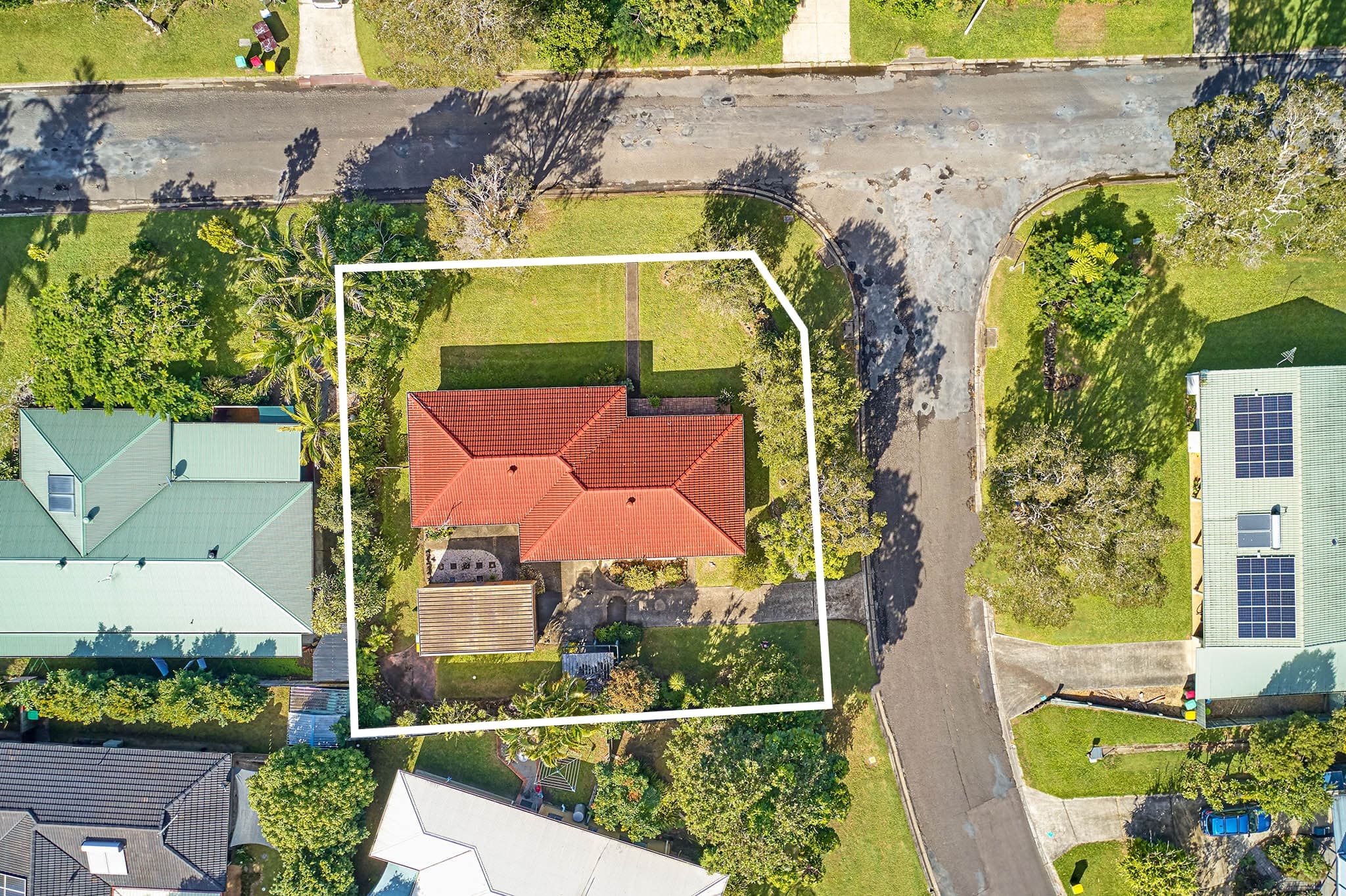 2 Binya Pl, Ocean Shores NSW 2483, Ocean Shores - Thumbnail 4