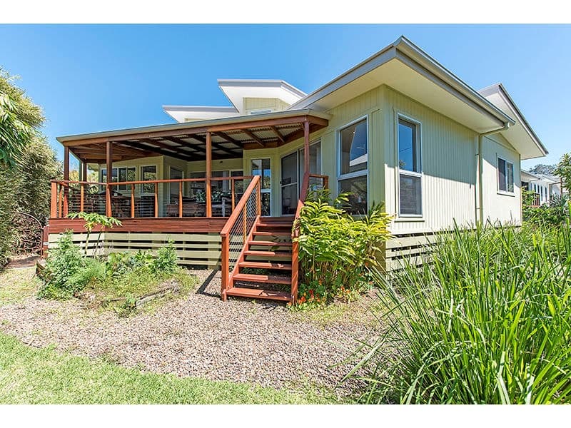26 Helen Street St, South Golden Beach - Image 1