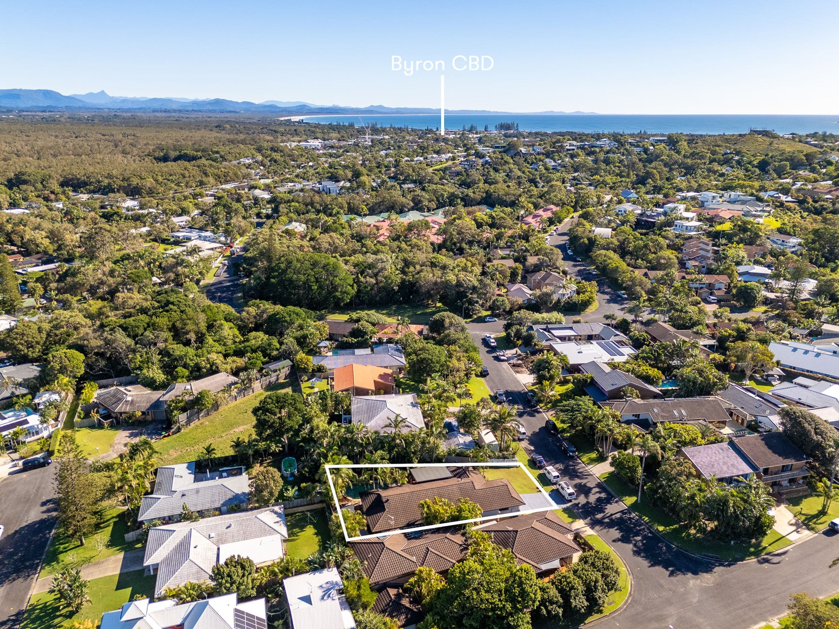 1 Driftwood Avenue, Byron Bay - Thumbnail 2