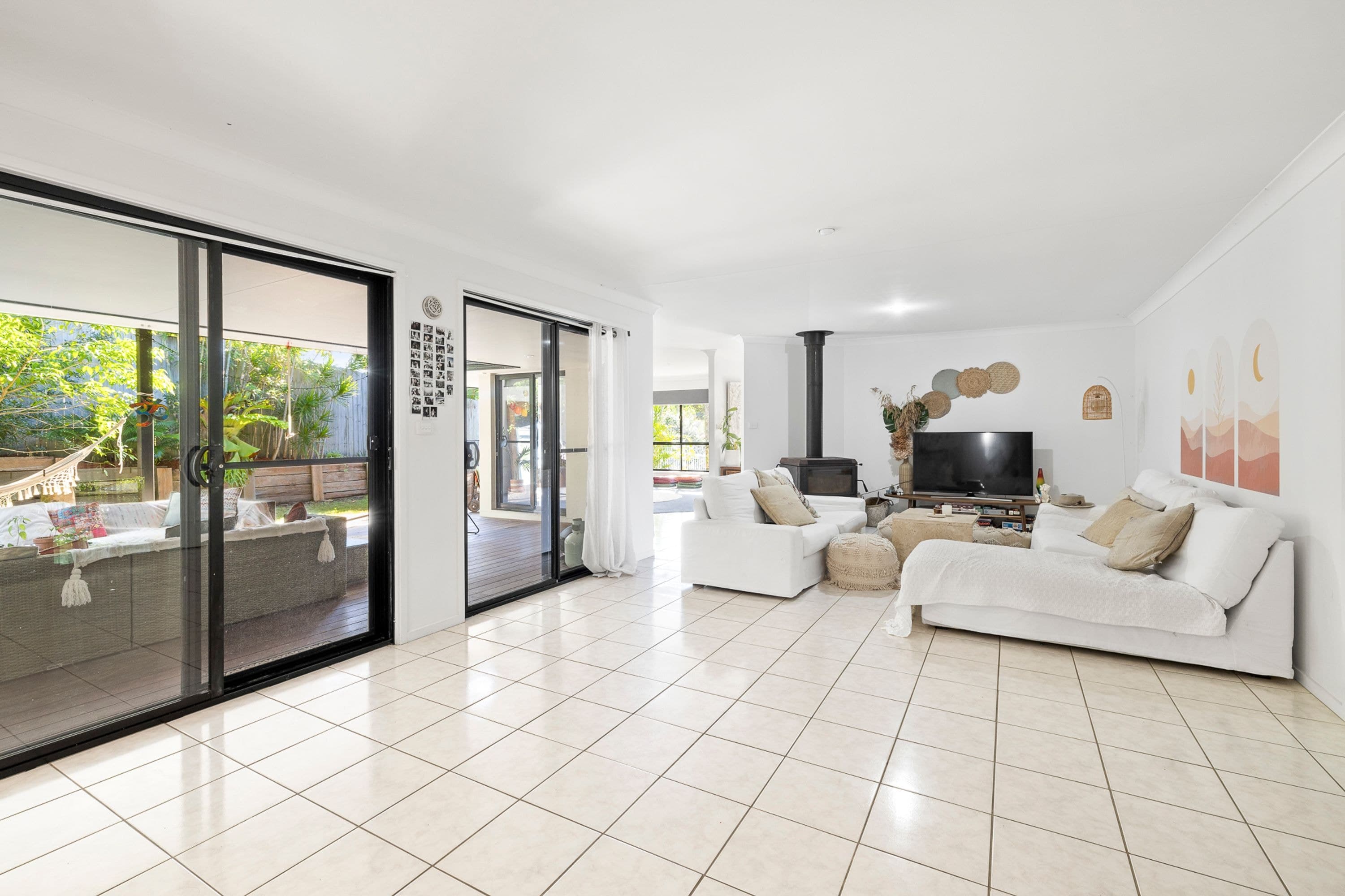 1 Driftwood Avenue, Byron Bay - Thumbnail 3