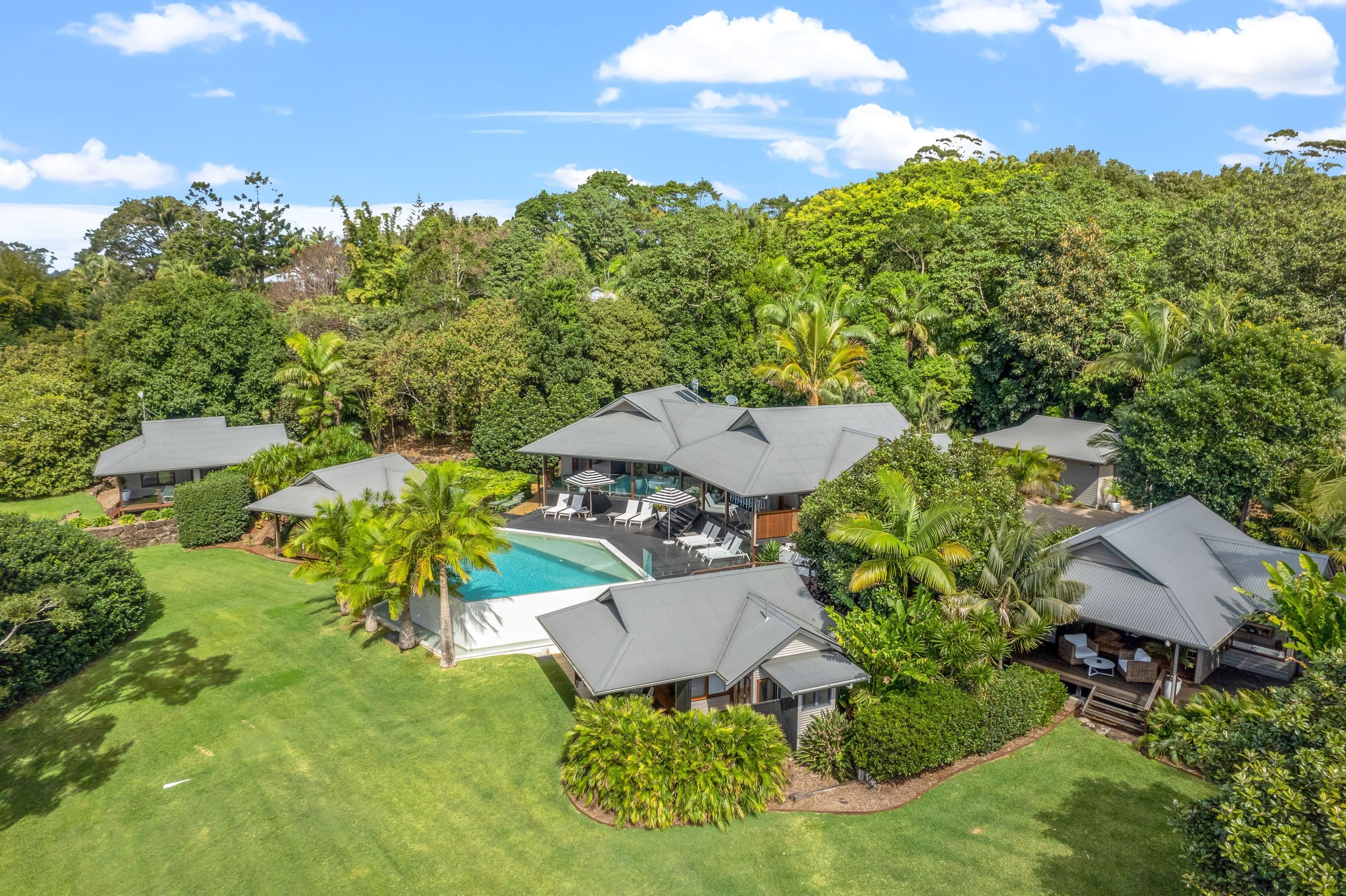 13 Cape Vista Drive, Ewingsdale - Image 1