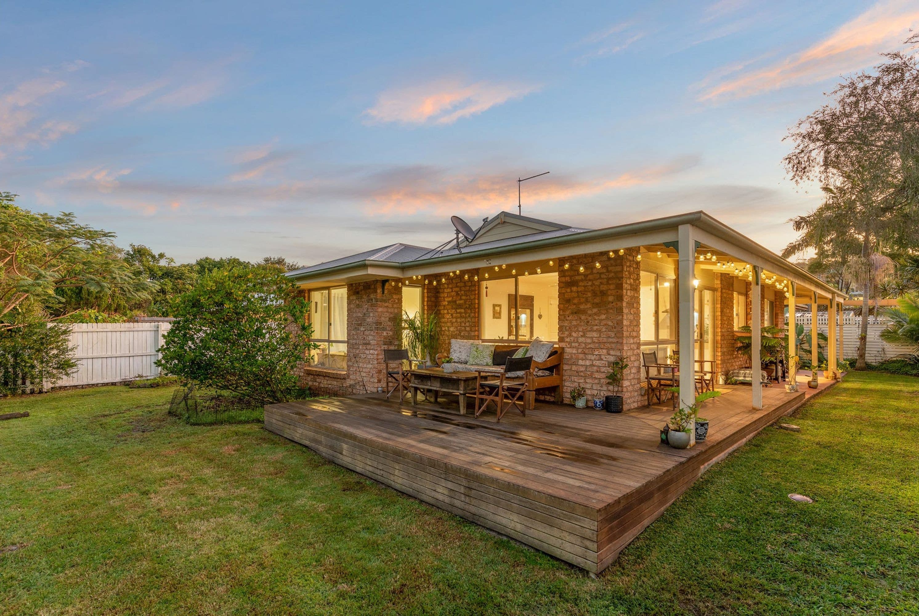 2/16 Teak Circuit, Suffolk Park - Image 1