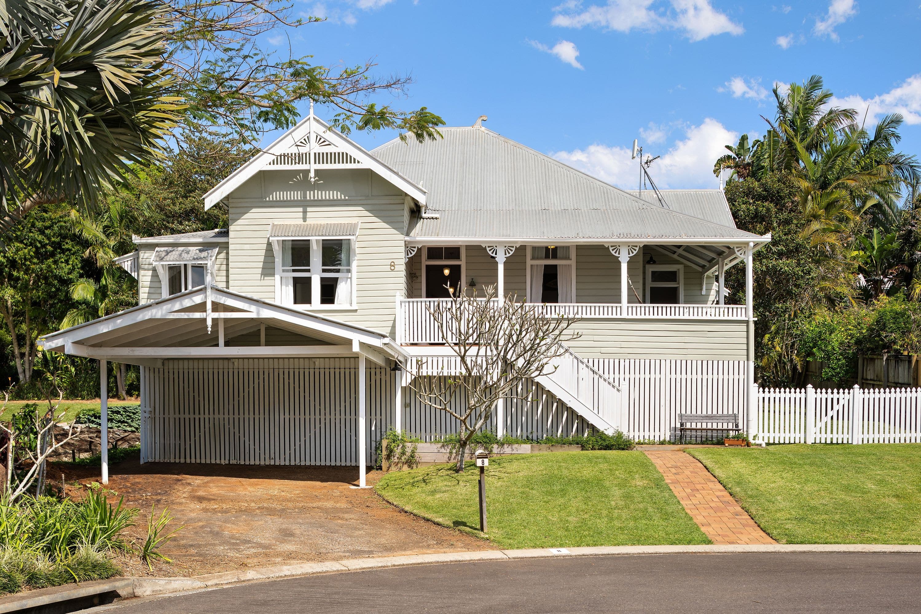 8 Paperbark Place, Bangalow - Image 1