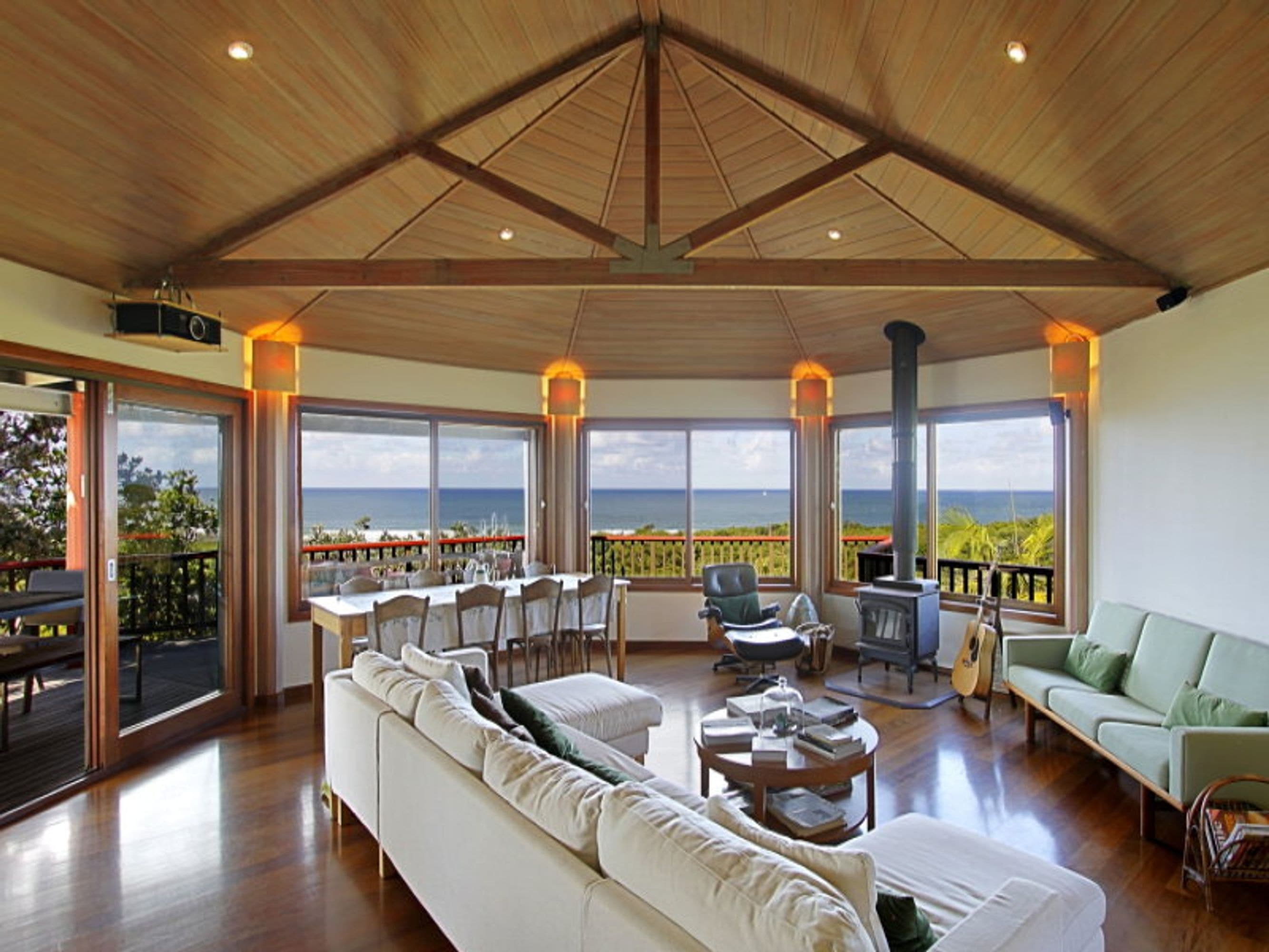 Byron Bay, Byron Bay - Image 1