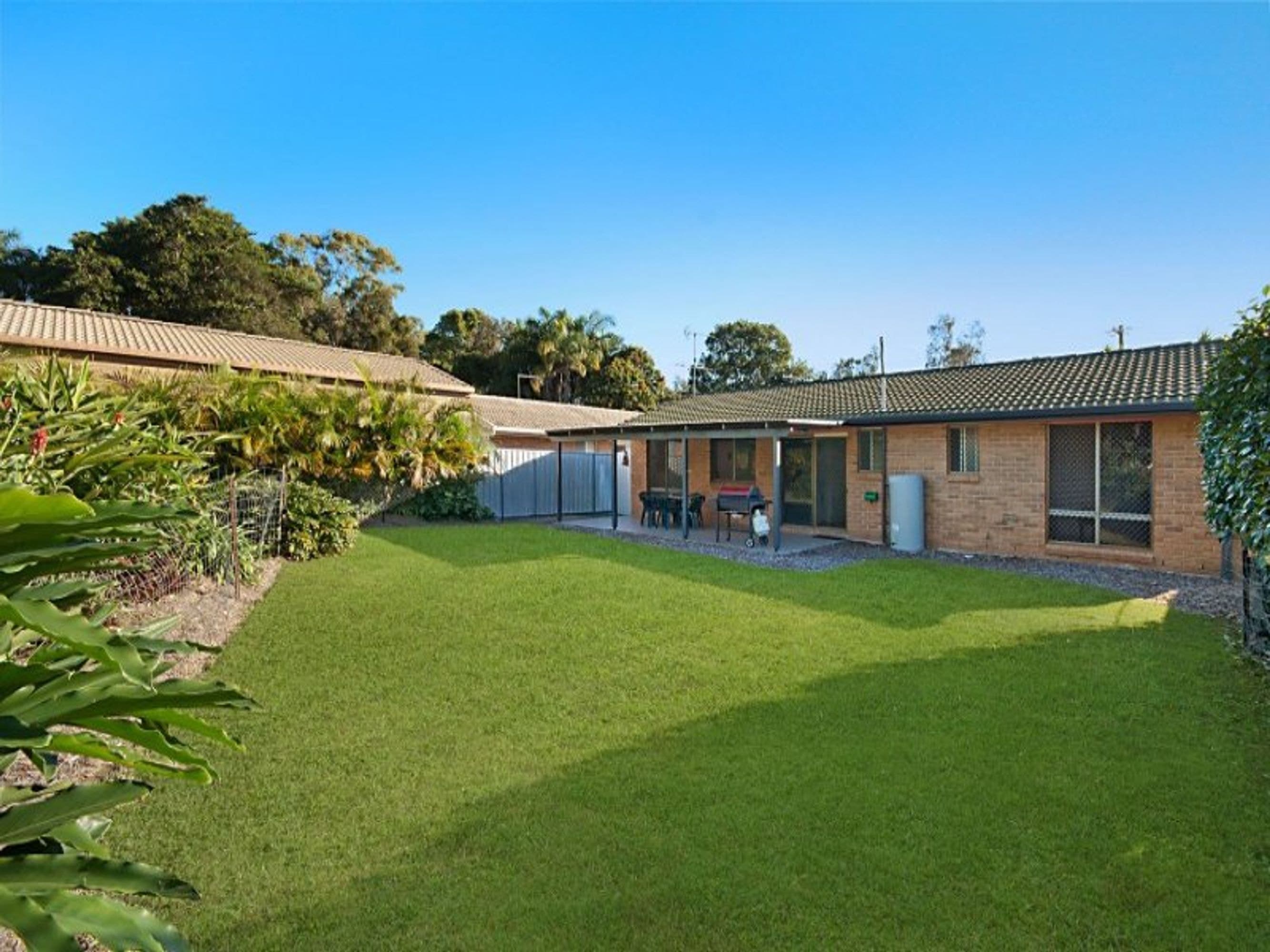 85 Bangalow Road, Byron Bay - Image 1