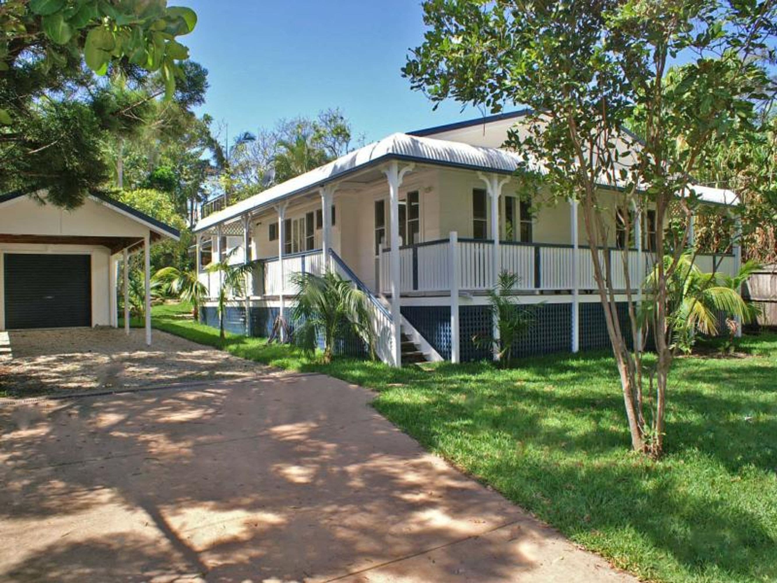 30 Childe Street, Byron Bay - Image 1