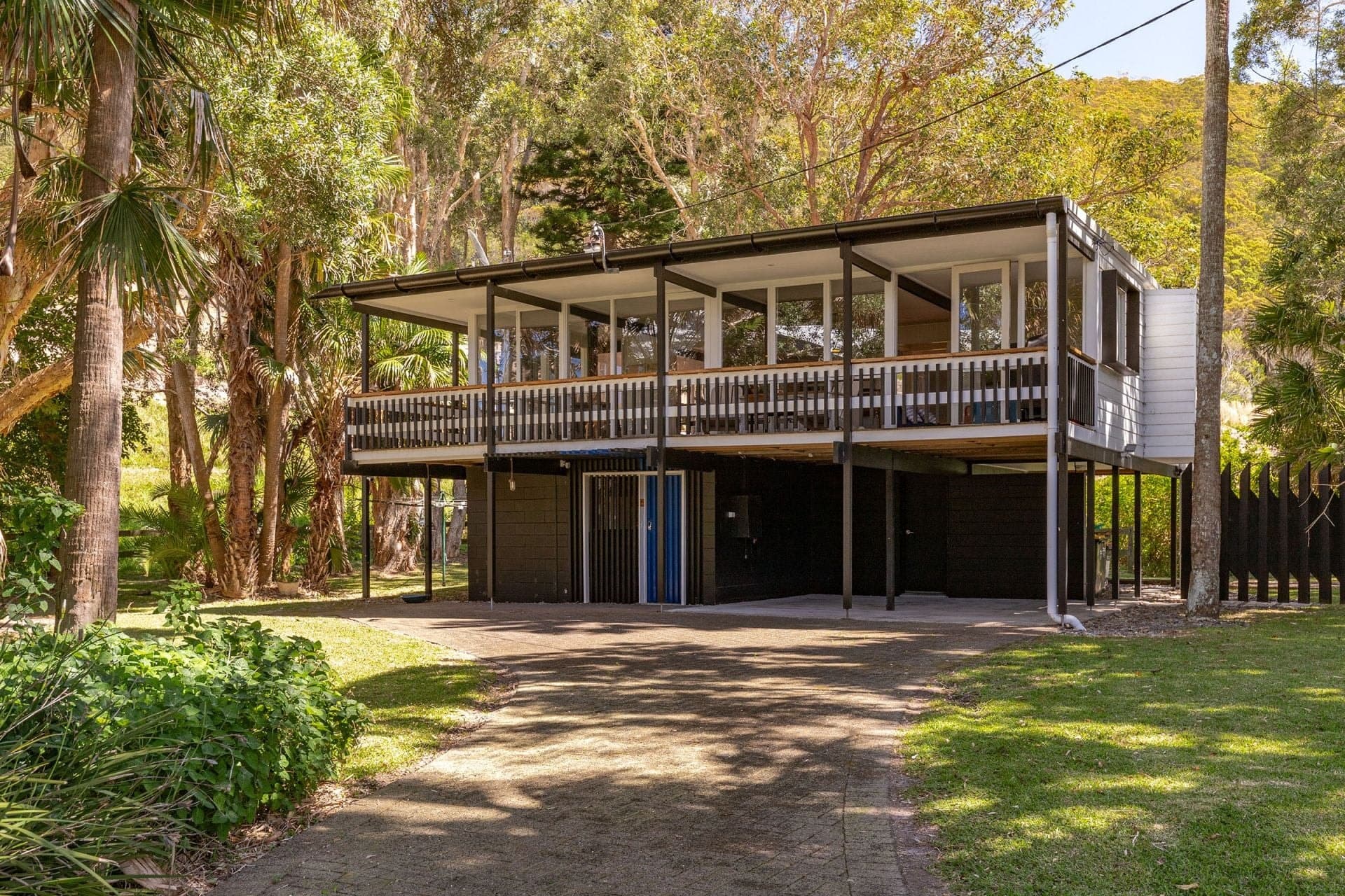 11 Ampat Place, Blueys Beach NSW, Blueys Beach - Thumbnail 2