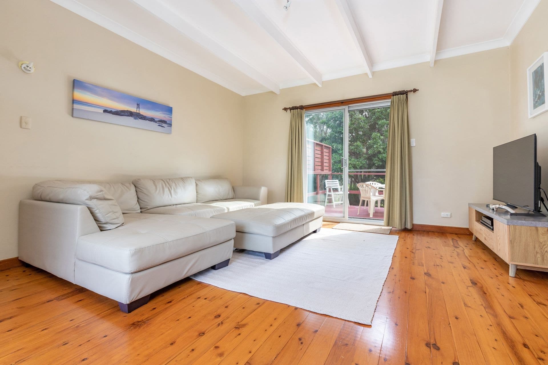 5 Croll Street, Blueys Beach NSW, Blueys Beach - Thumbnail 4