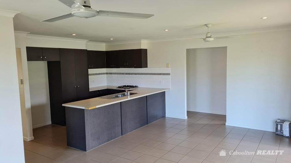 26 Peggy Road, Bellmere - Thumbnail 4