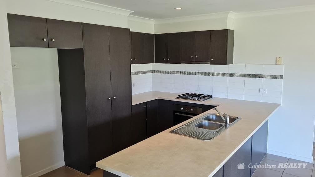 26 Peggy Road, Bellmere - Thumbnail 6