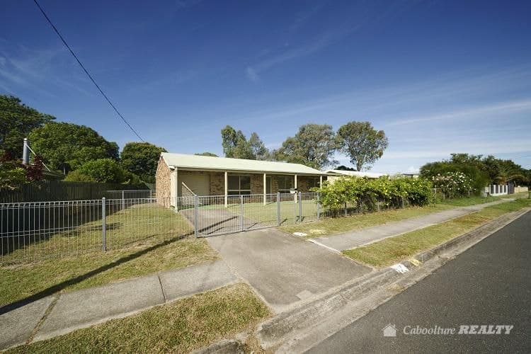 12 Dorunda Avenue, Beachmere - Thumbnail 3