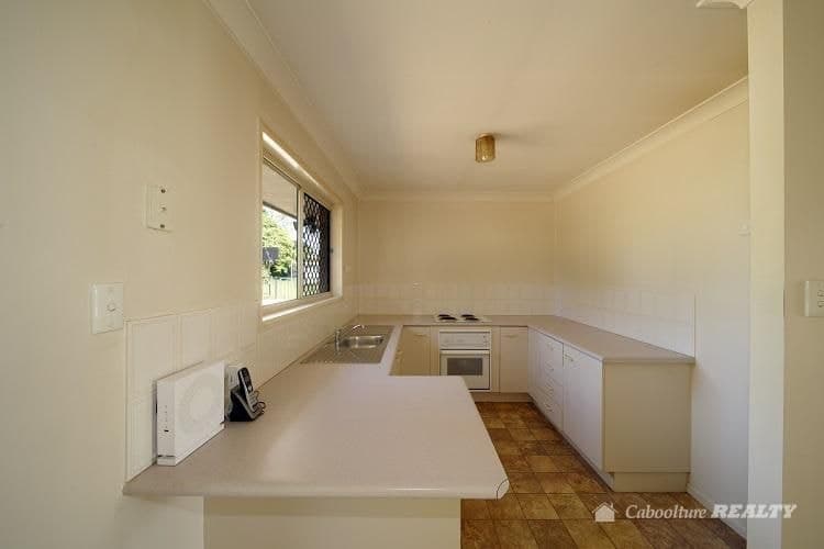 12 Dorunda Avenue, Beachmere - Thumbnail 6