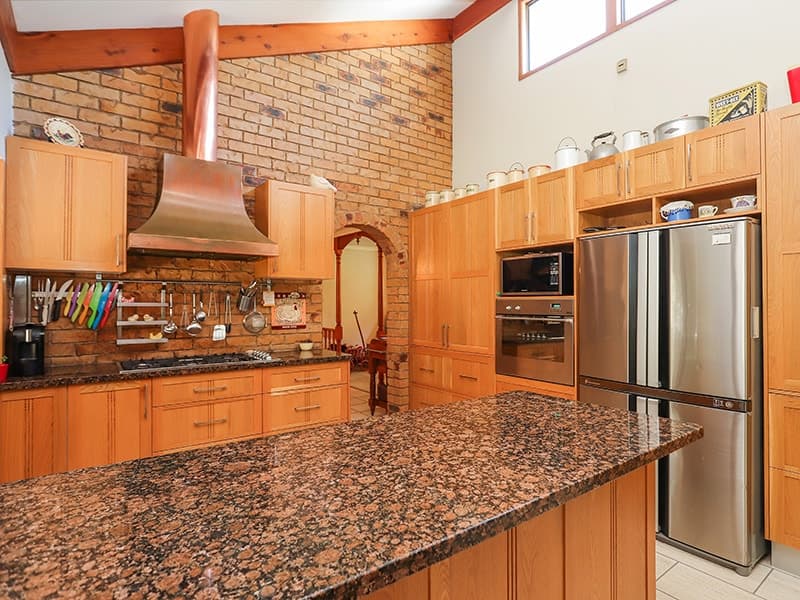 45 Wade Road, Bellmere - Thumbnail 4