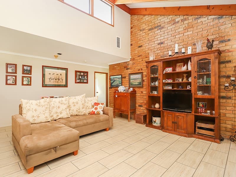 45 Wade Road, Bellmere - Thumbnail 6