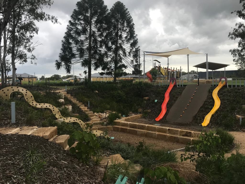 2 Arcadia Street, Upper Caboolture - Thumbnail 2