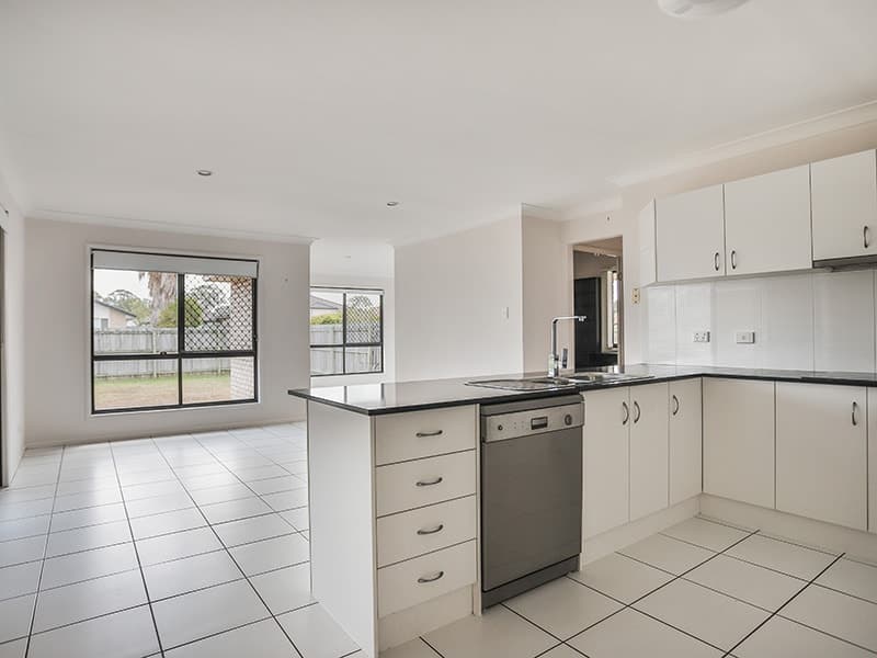 2 Arcadia Street, Upper Caboolture - Thumbnail 5
