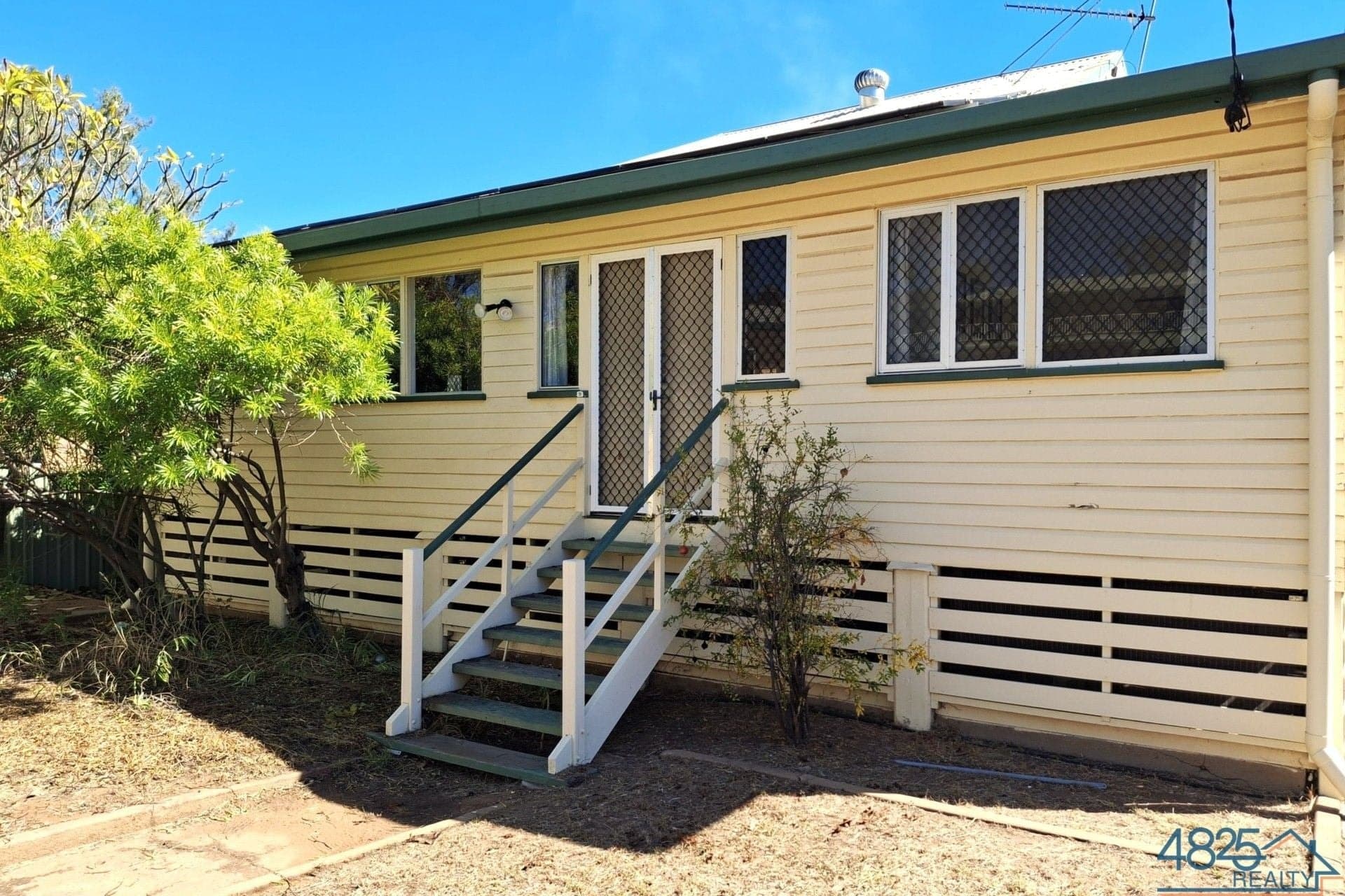 19 Gray Mount Isa QLD, Mount Isa - Image 1