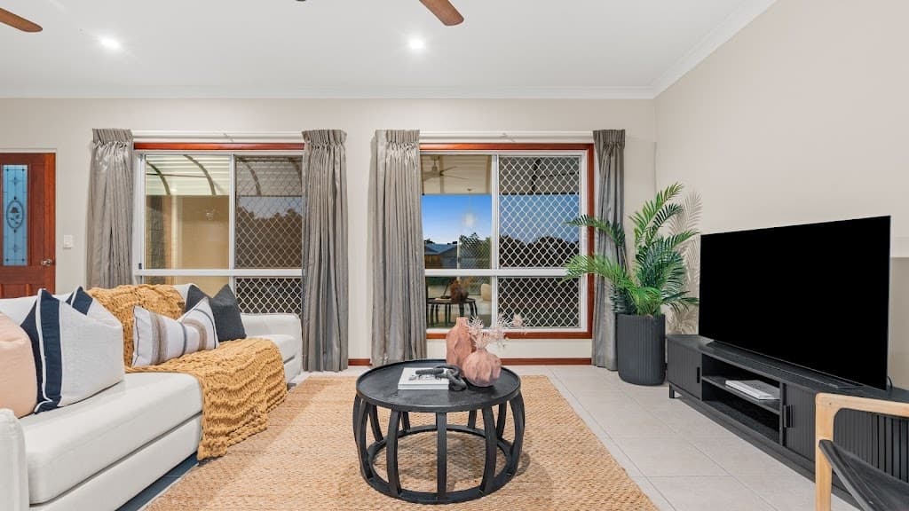 9 Ginger Close, Redlynch - Thumbnail 5