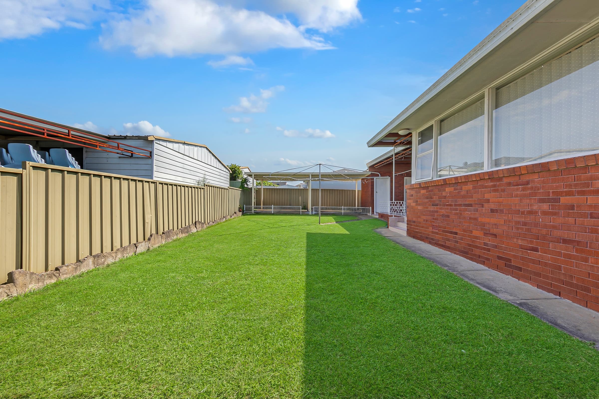 12 Wainwright Street, Guildford - Thumbnail 3