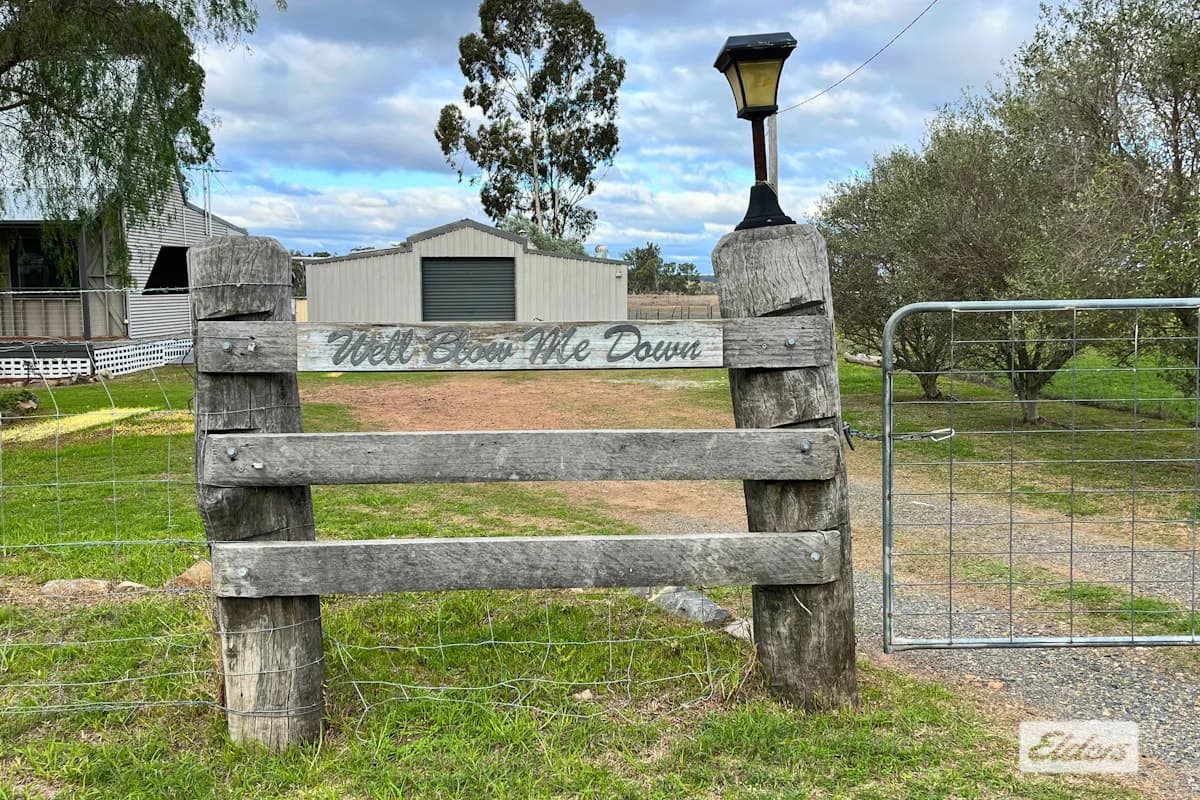 2759 Leyburn - Cunningham Road, Pratten, QLD, 4370, Pratten - Thumbnail 2