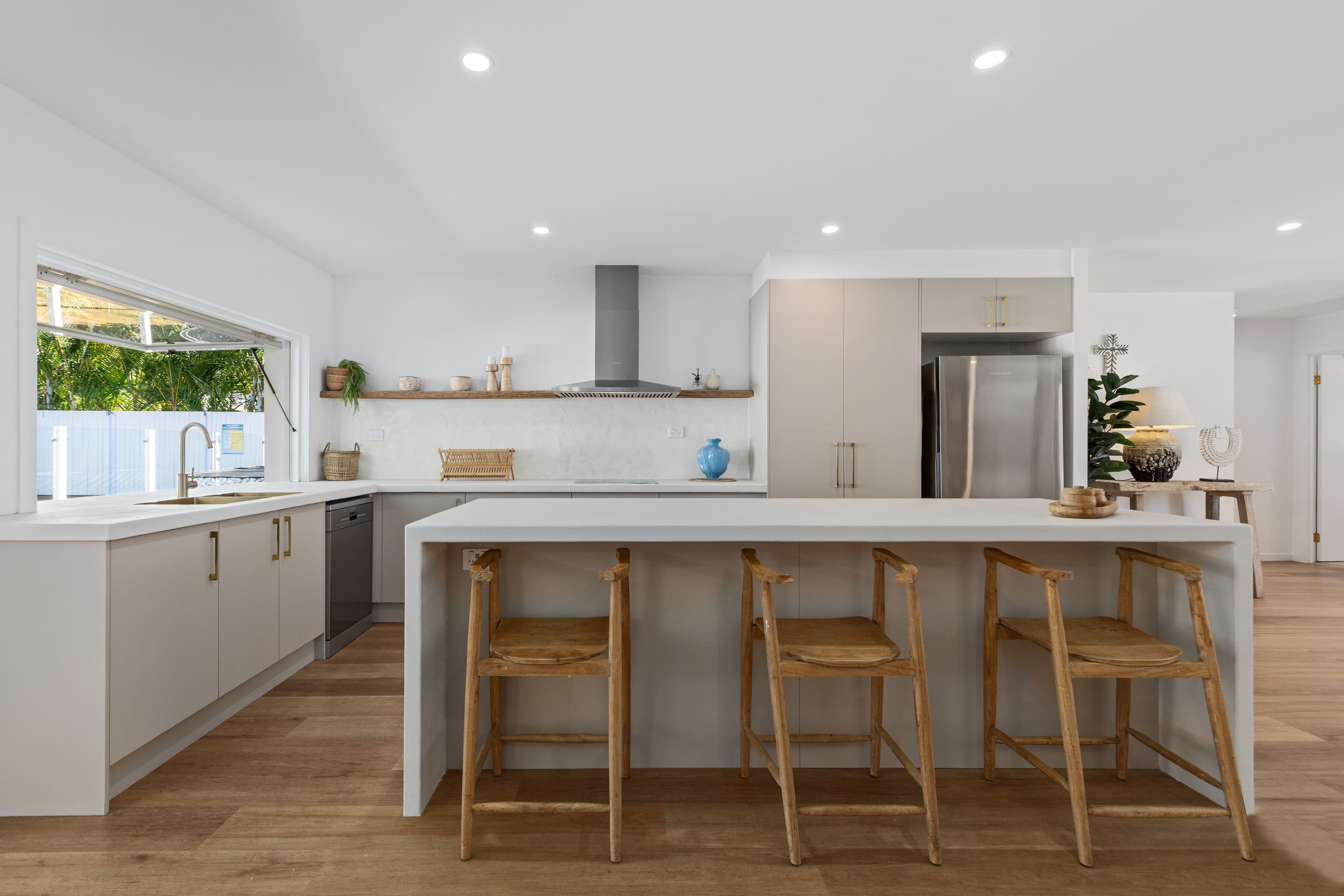 126 Acanthus Avenue, Burleigh Waters, Burleigh Waters - Thumbnail 4