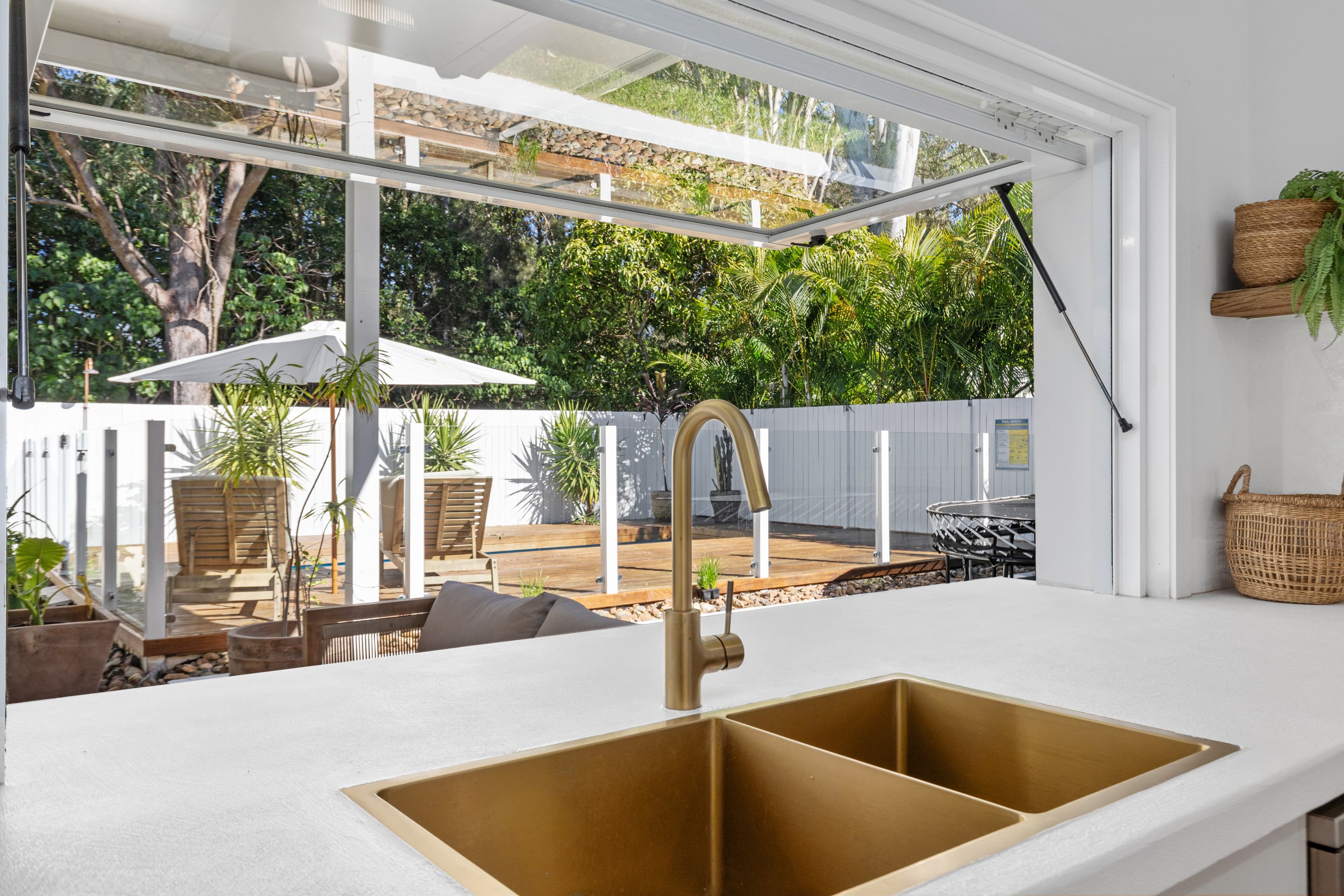 126 Acanthus Avenue, Burleigh Waters, Burleigh Waters - Thumbnail 6