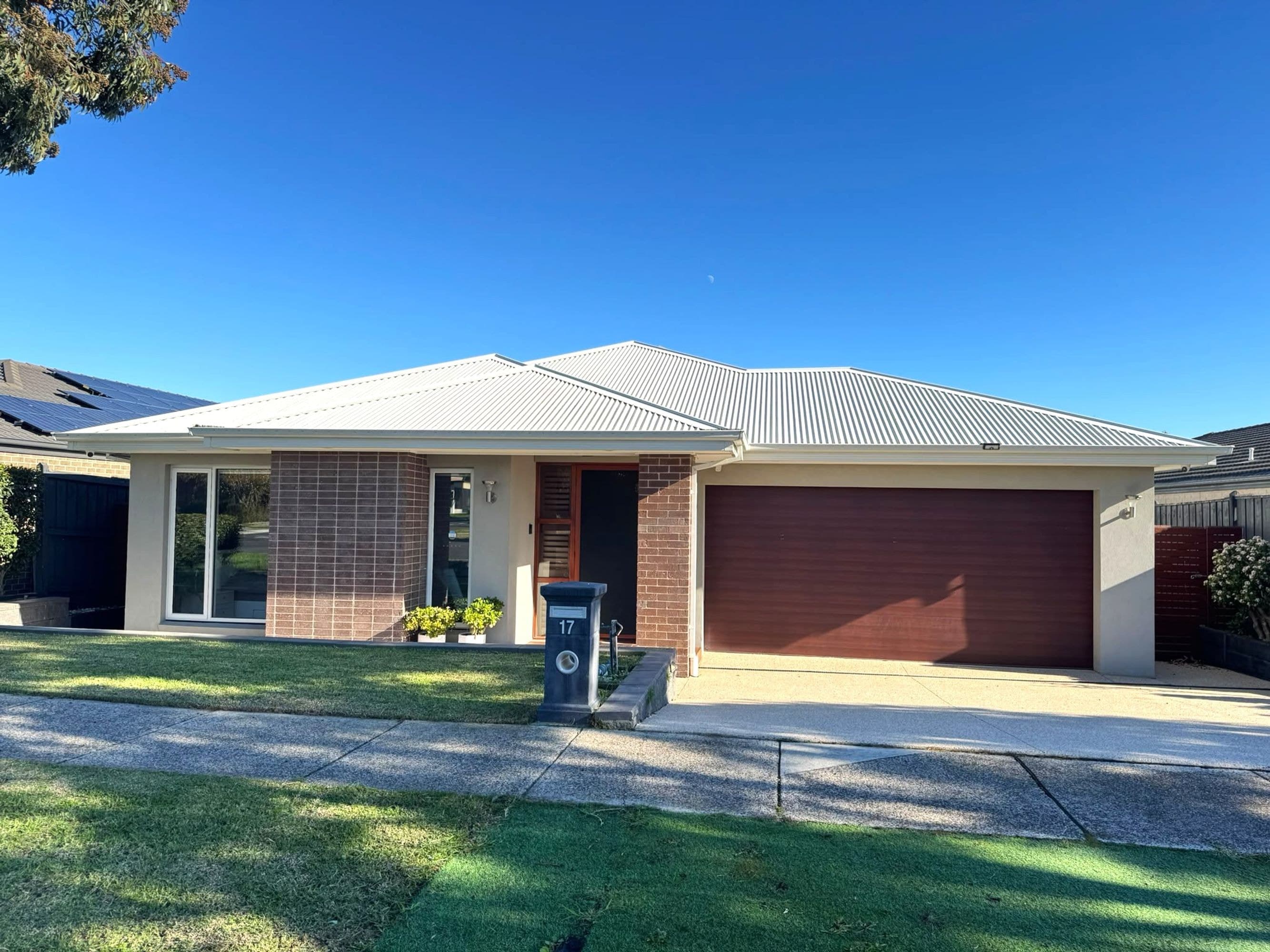 17 Hayton Park Boulevard, Cranbourne West - Image 1