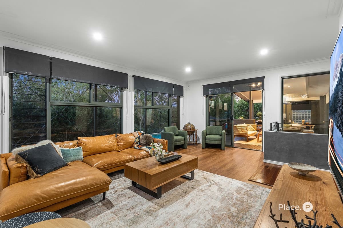 26 Saunders Place, Wynnum - Thumbnail 8