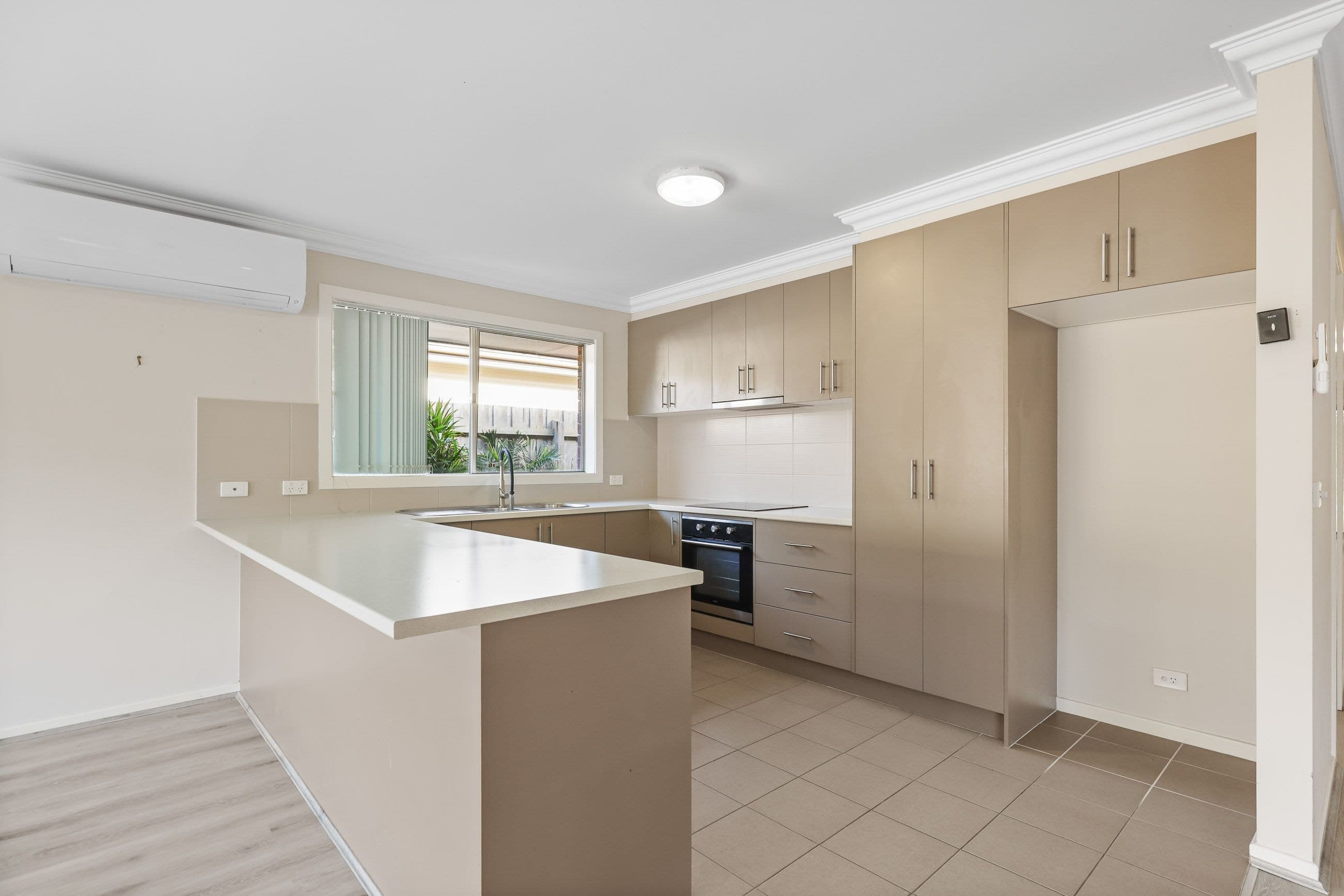 18 Cove Place, Cowes VIC 3922, Cowes - Thumbnail 2