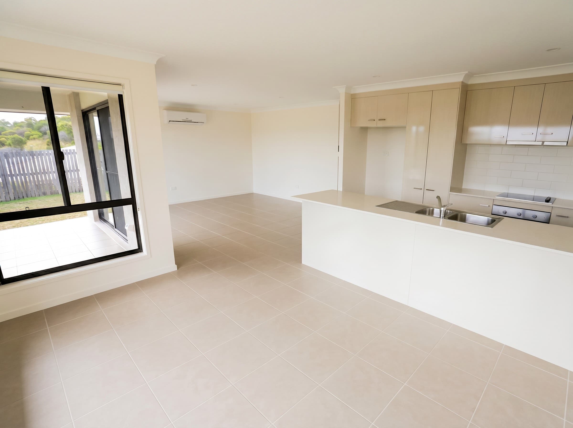 6 Barclay Avenue, ZILZIE, Zilzie - Thumbnail 2