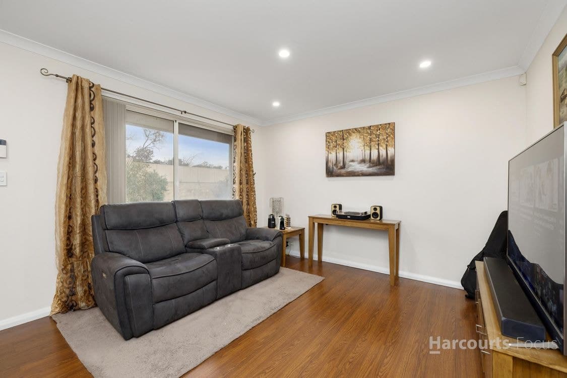 16 Portchester Avenue, ORELIA, WA 6167, Orelia - Thumbnail 4
