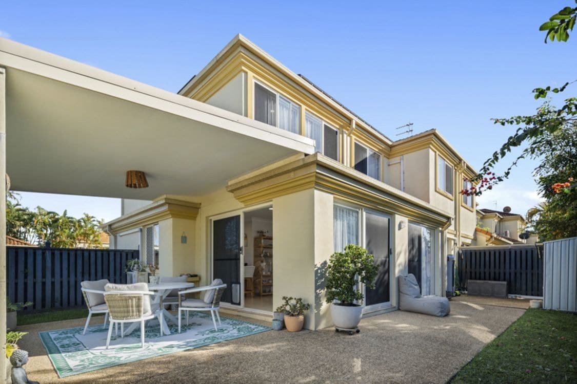 1/99 Heeb Street, Ashmore, QLD 4214, Ashmore - Thumbnail 2