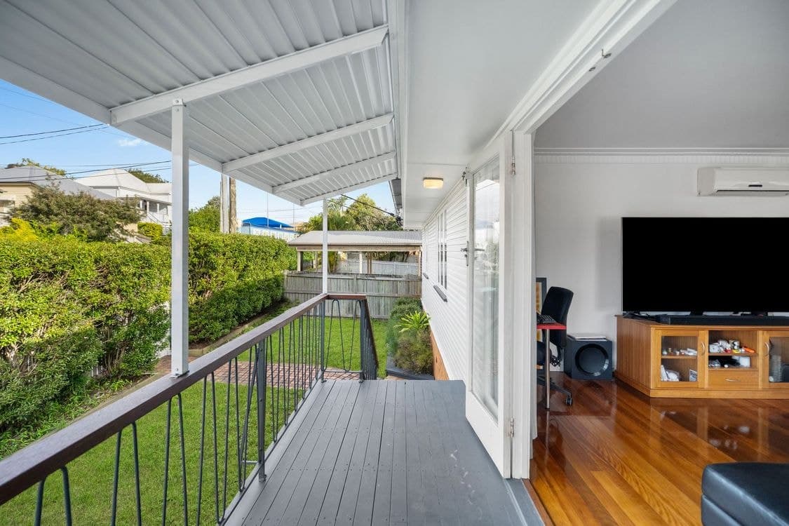 1/11 Henry Street, GREENSLOPES, QLD 4120, Greenslopes - Thumbnail 4